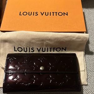 Louis Vuitton Monogram Vernis Patent Leather Sarah Wallet